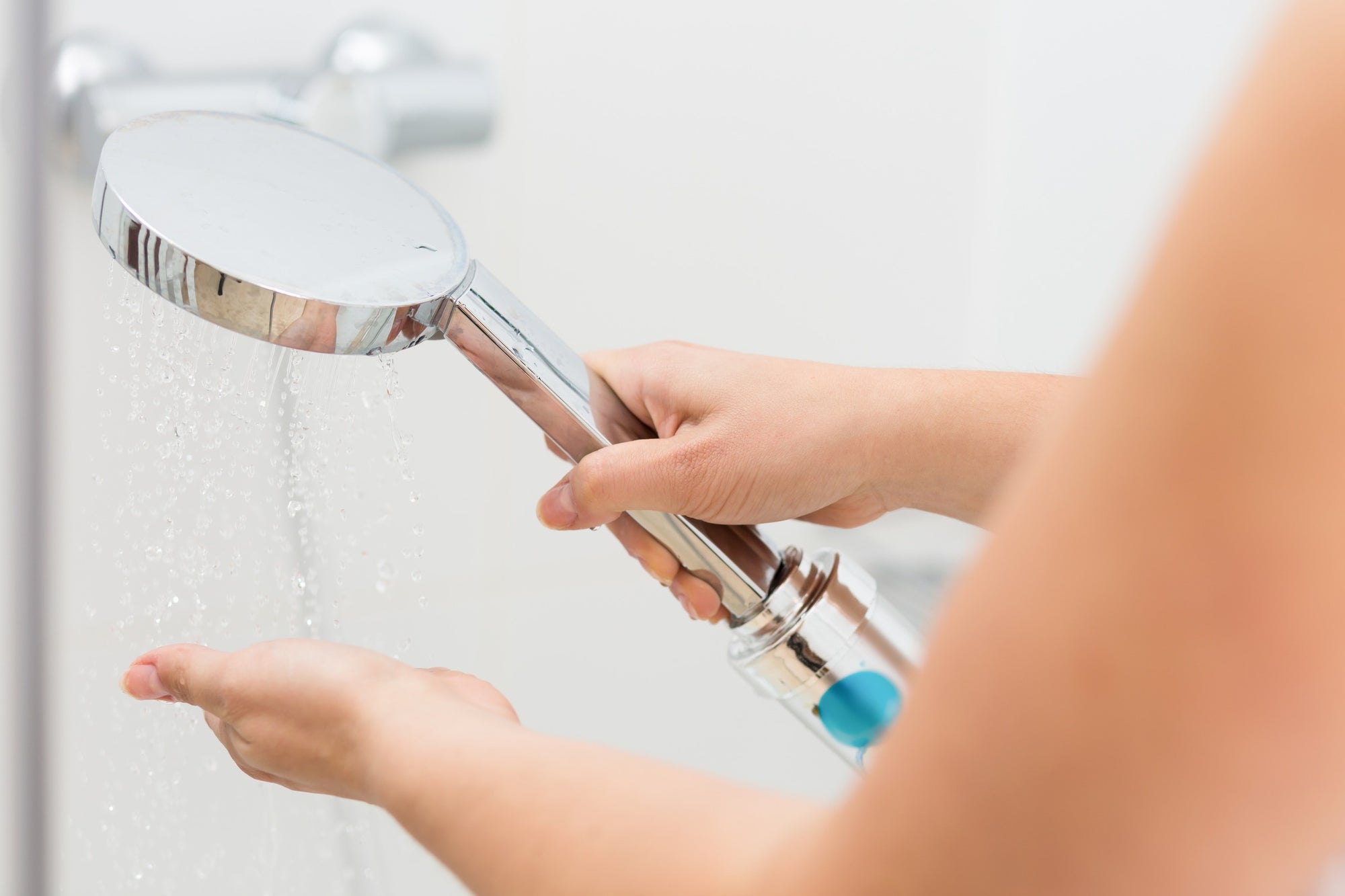 The Benefits of Using a Filtered Shower from Aroma Sense USA